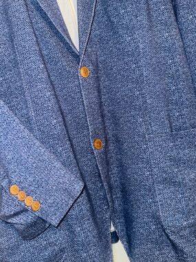 Men Blue Herringbone Blazer with Brown Buttons